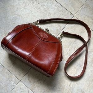 Vintage crossbody purse - clasp bag